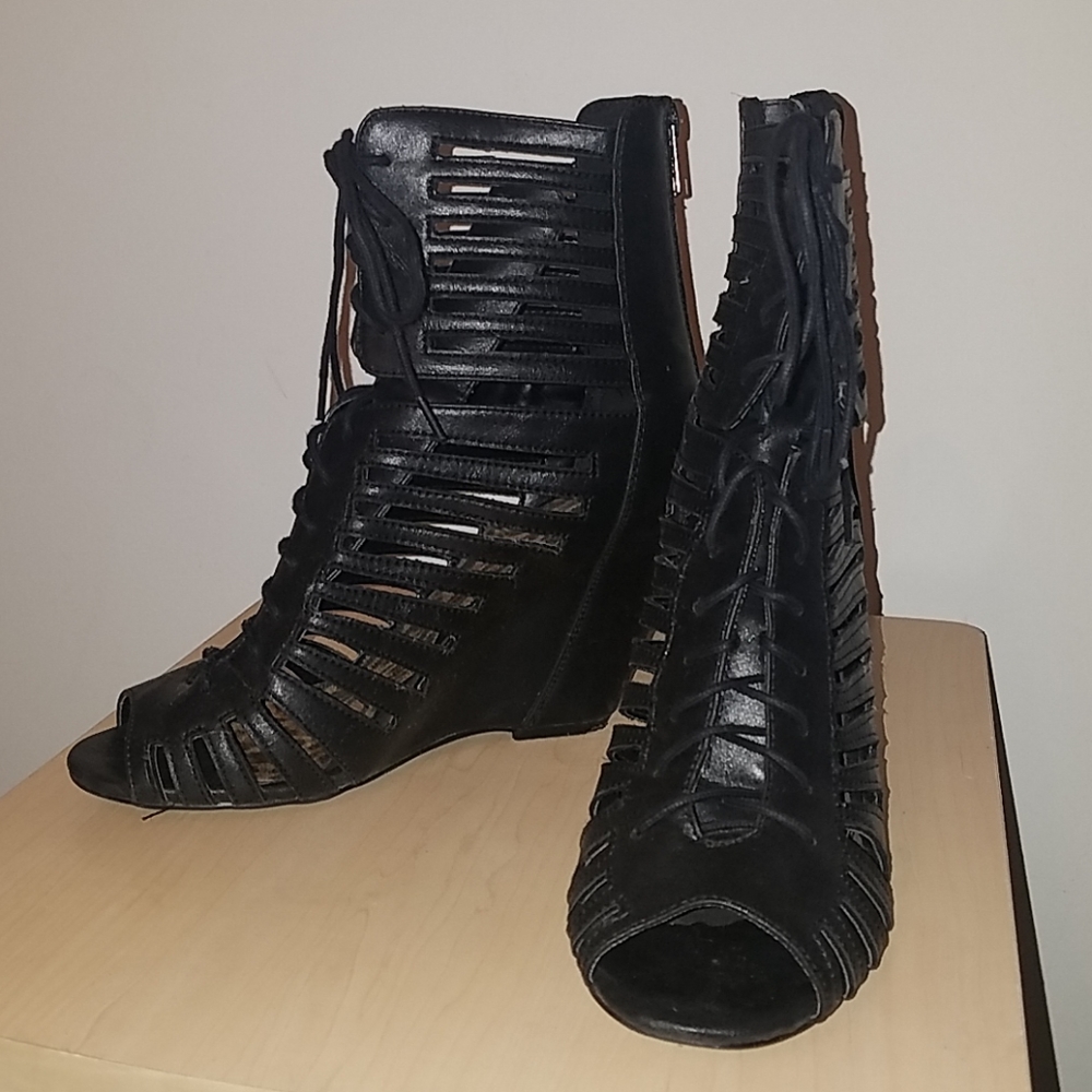 MIA black wedge sandals sz8 - Picture 2 of 4